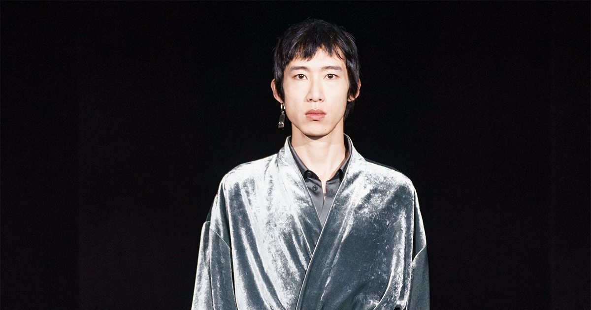 首位香港男模特儿梁柏霆登上 balenciaga 最新 f/w 2019 舞台