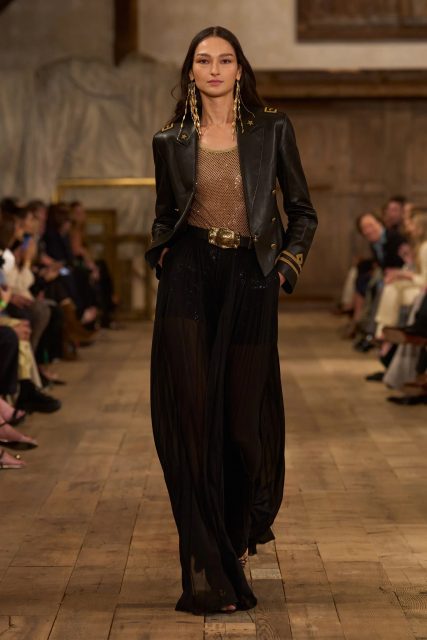 Ralph Lauren Returns To Nyfw With A Glamorous Spring Collection