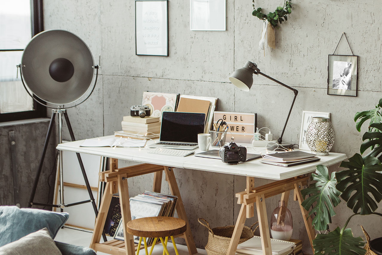 12 Chic Design Objects For Your Office Desk – Vogue Hong Kong