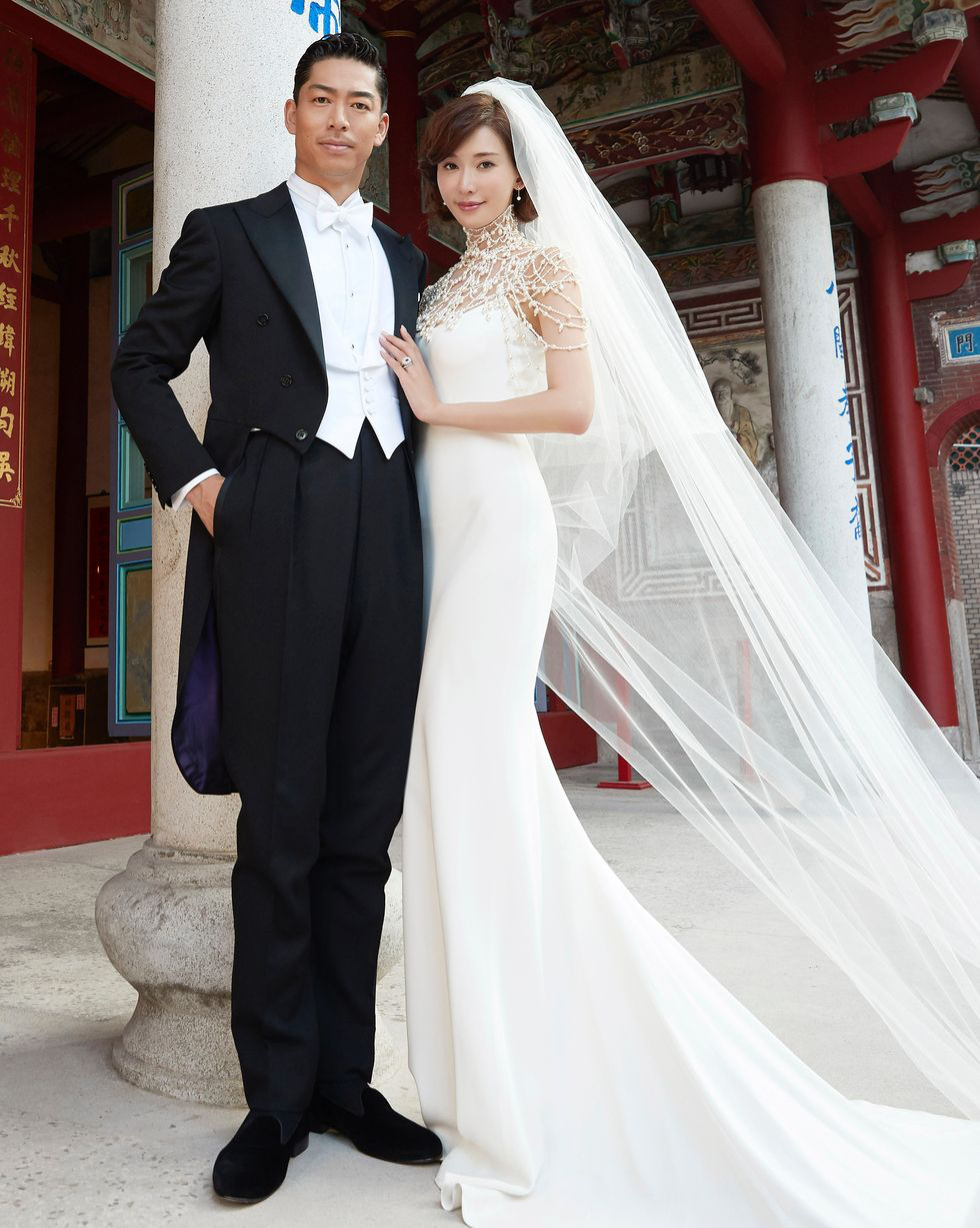 Akira wedding dress