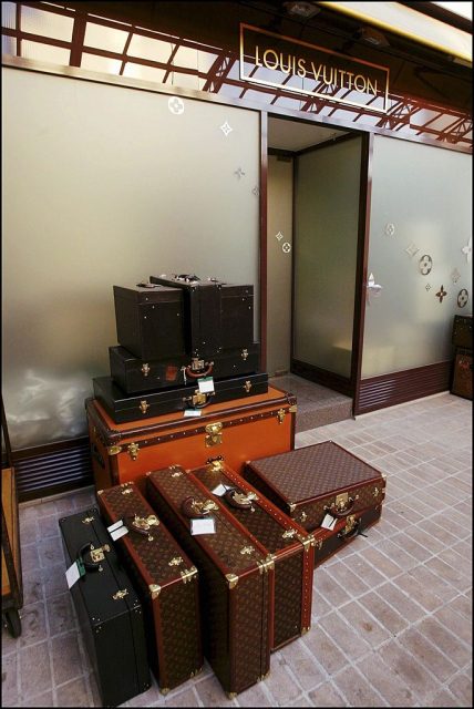 為什麼古董 Louis Vuitton 行李箱仍是時尚界最佳投資之一？
