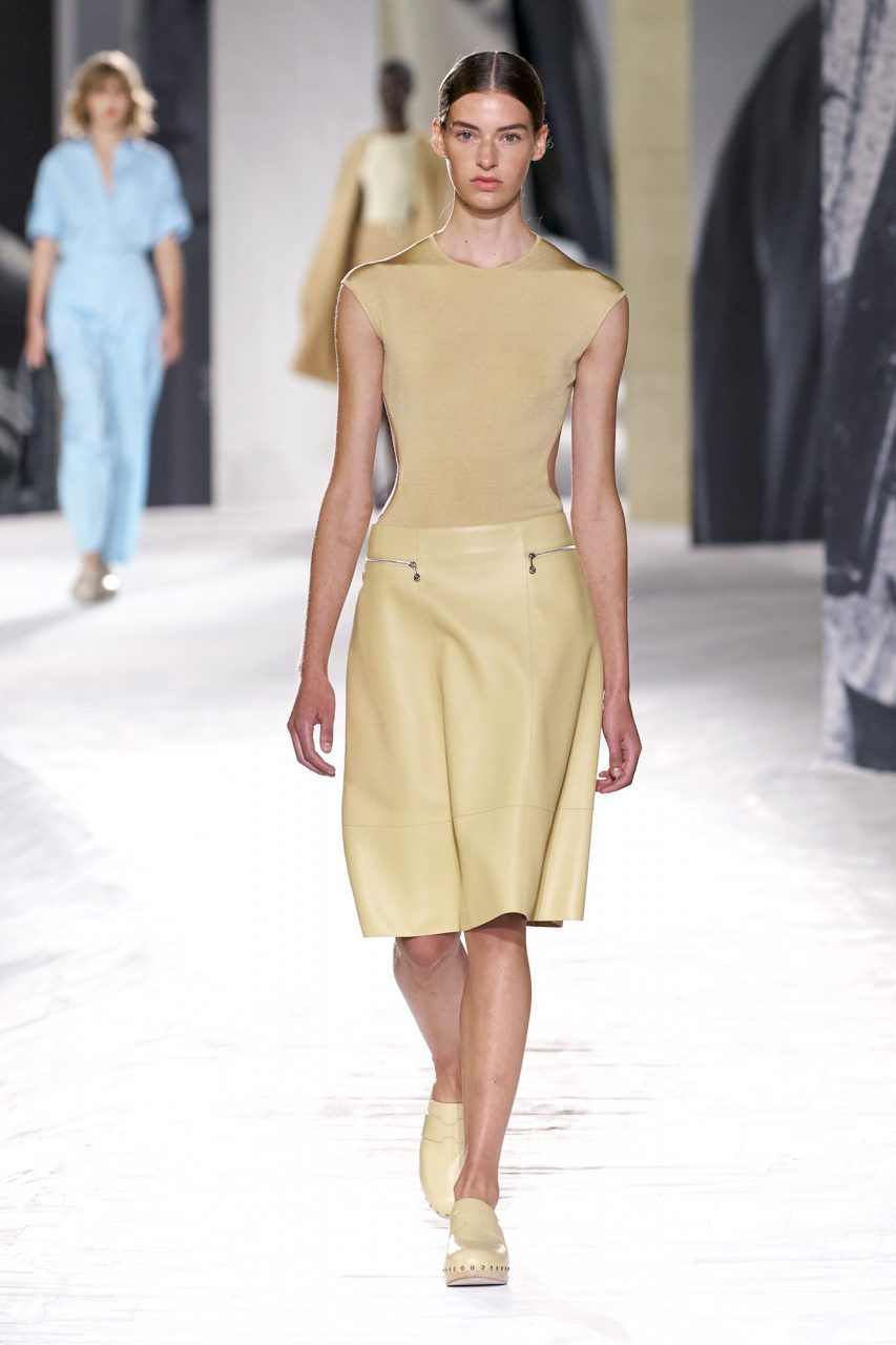 Hermes emphasizes versatility at menswear show for Paris Fashion Week |  Reuters