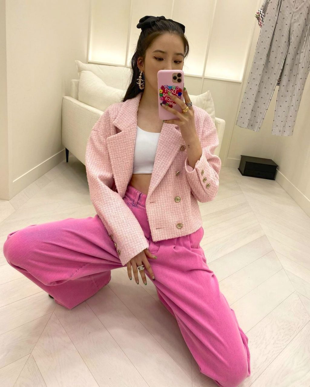 如何把粉紅色穿得高級 參考gigi Hadid Irene Kim 讓粉色成為秋冬提升氣質造型亮點 Vogue Hong Kong