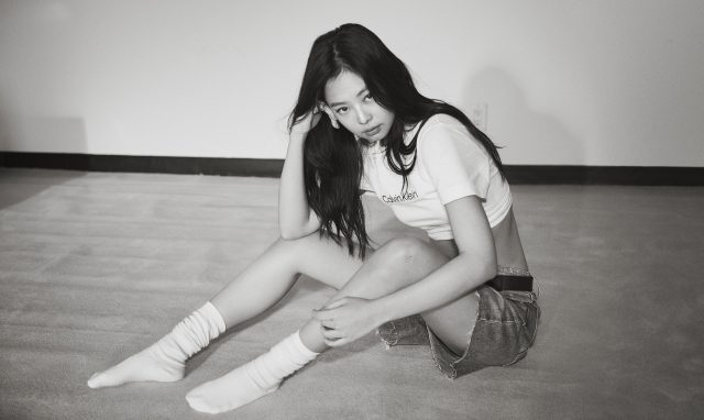 Blackpink Jennie 為 Calvin Klein 演出「All Together」形象大片，展現新世代年輕想法