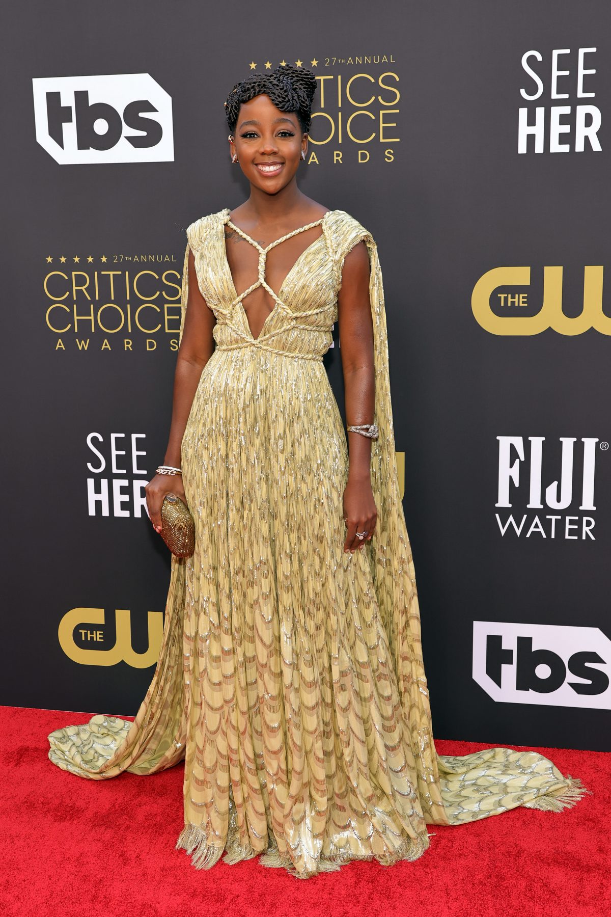 Squid Game' Star Hoyeon Jung and More Red Carpet Arrivals at Critics'  Choice Awards 2022