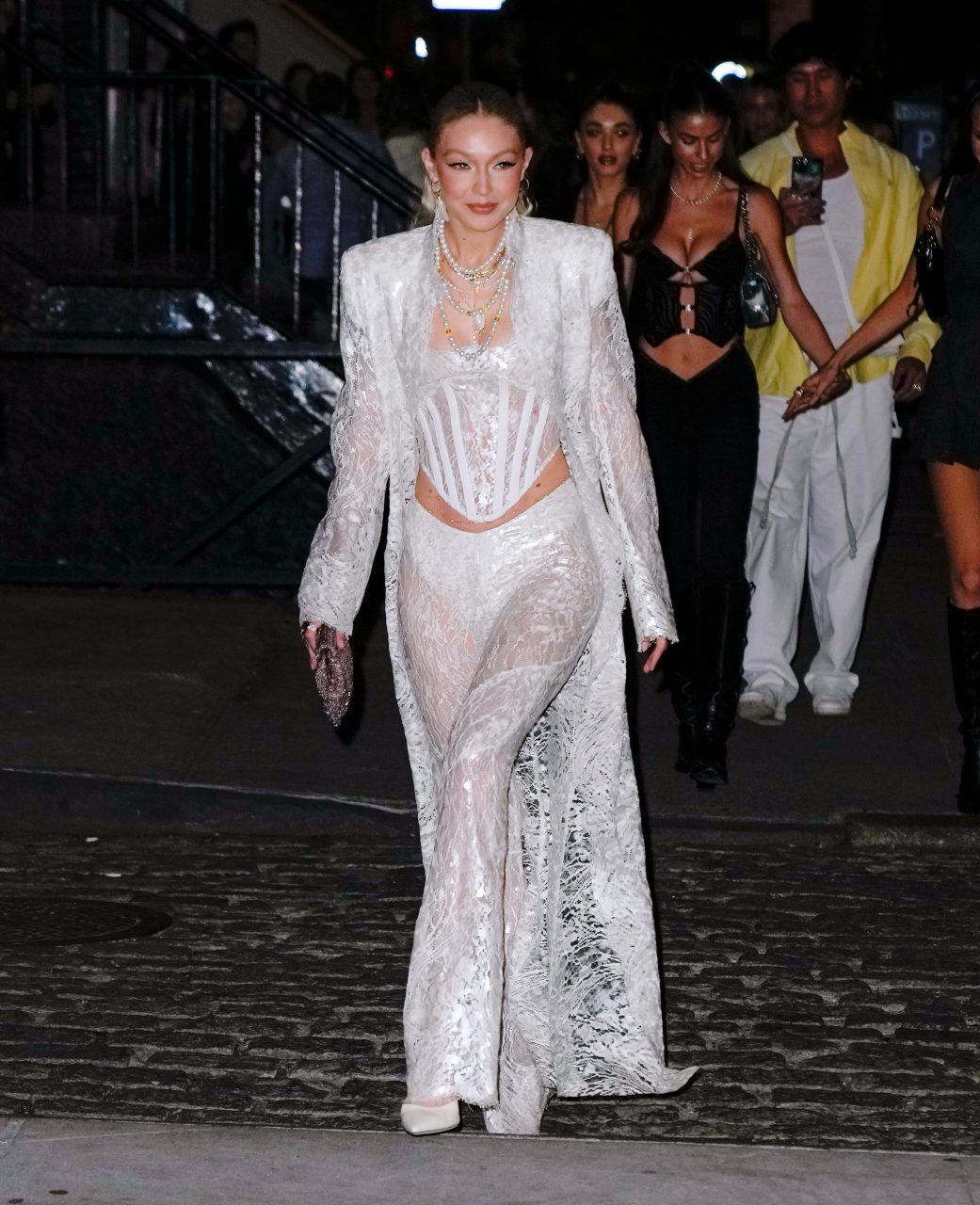 Photos: Gigi and Bella Hadid's Best Looks That Show Their Matching Style