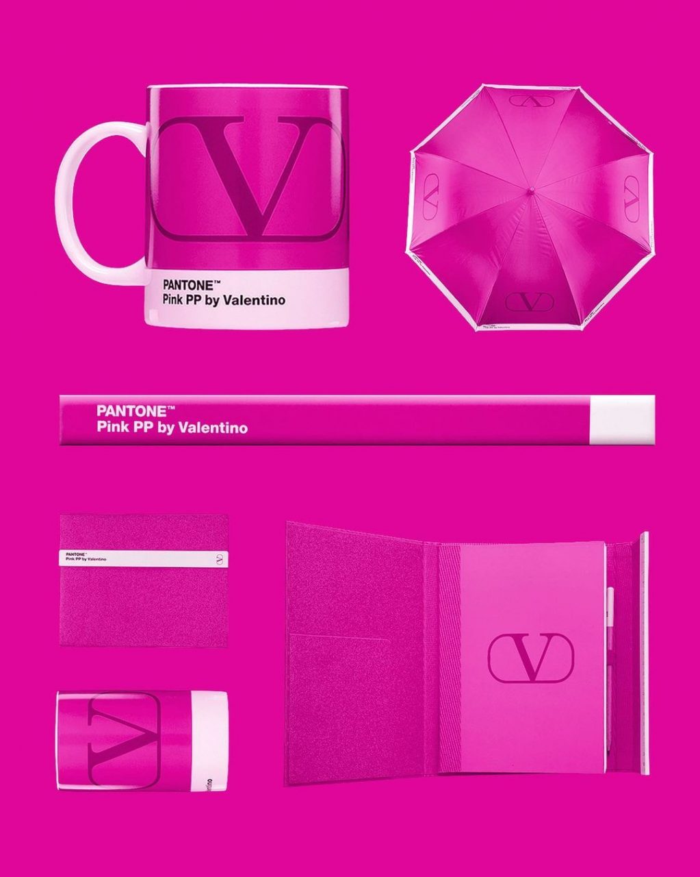 Valentino 攜手 Pantone 打造「Pink PP」限量單品！為日常生活注入一抹專屬粉紅色調 – Vogue Hong Kong