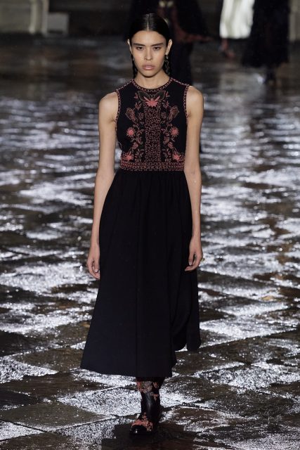 Dior's Resort 2024 Collection Is A Celebration of Mexican Artistry