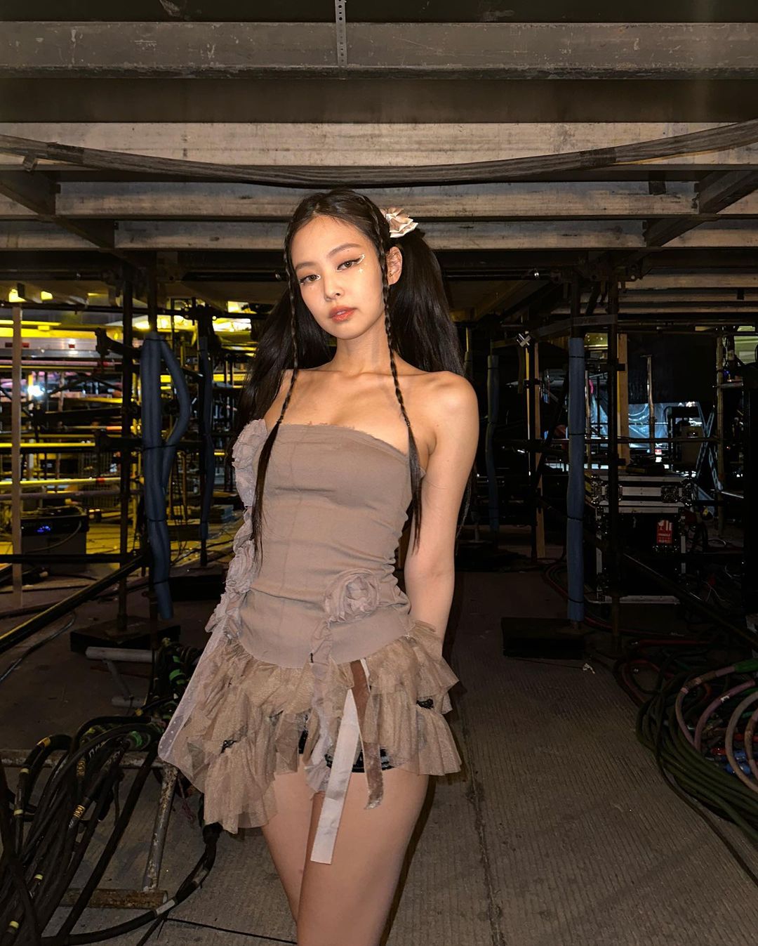 Jennie Makes Her Cannes Debut See All Her Best Style Moments Here 