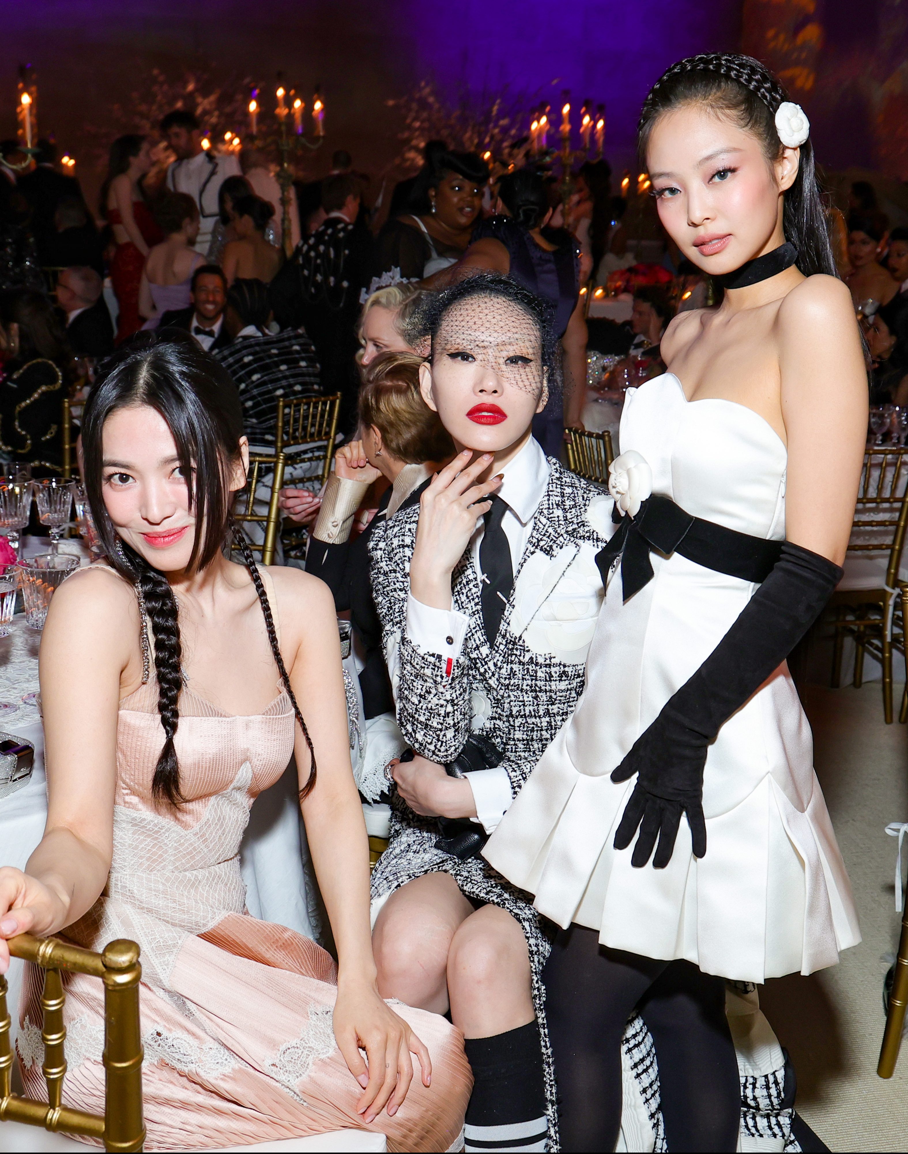 US Vogue Mistakes Chinese Idol Cai Xu Kun For Jackson Wang At Met Gala -  8days