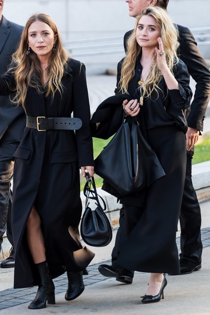 Mary-Kate Olsen 與 Ashley Olsen 這對雙胞胎姊妹，是如何成為「Quiet Luxury」的領軍人物？