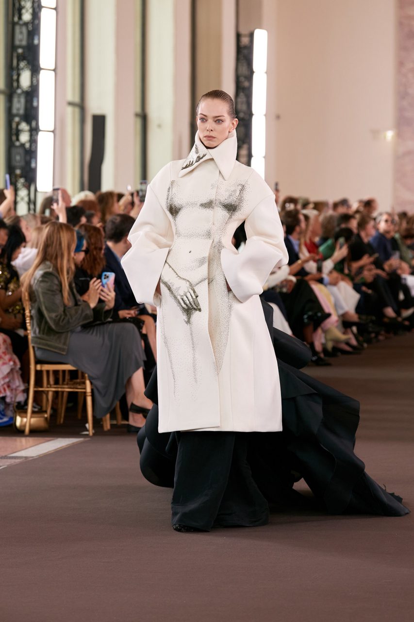 Here Are 6 Trends From Paris Haute Couture Week AW23