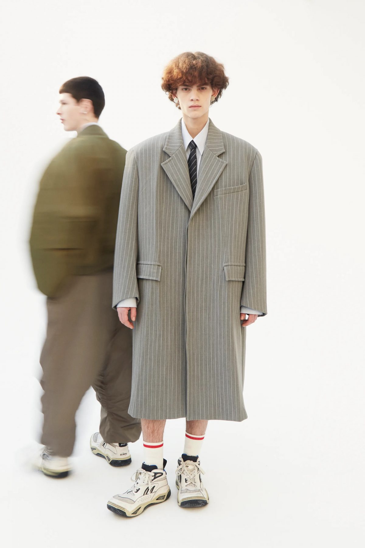 化繁為簡｜Hed Mayner以立體剪裁 呈現獨特視覺 2024 Fall / Winter Menswear – Vogue Hong Kong